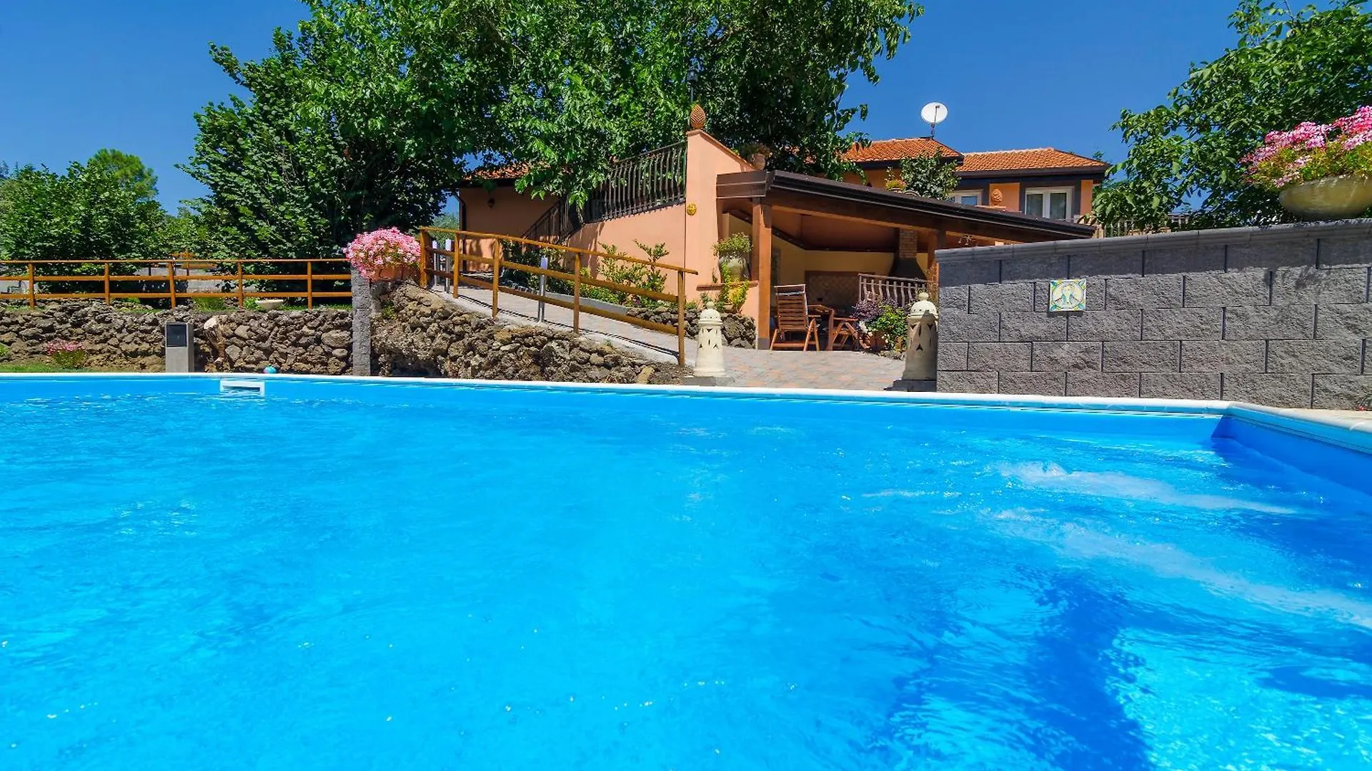 Villa del Gelso Mascali 0*,